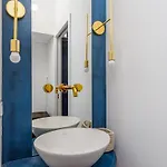 Διαμέρισμα Olarias Blue In Center By Homeful Homes *