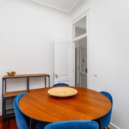 Olarias Blue In Center By Homeful Homes Apartman